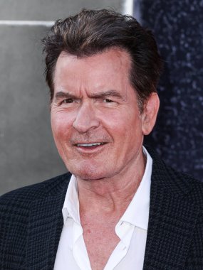 Amerikalı aktör Charlie Sheen, Netflix 'in namı diğer Amerikalı aktör Charlie Sheen' in 4 Eylül 2025 'te Hollywood, Los Angeles, Kaliforniya' da düzenlenen Netflix Tudum Theater 1..