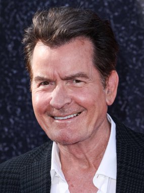 Amerikalı aktör Charlie Sheen, Netflix 'in namı diğer Amerikalı aktör Charlie Sheen' in 4 Eylül 2025 'te Hollywood, Los Angeles, Kaliforniya' da düzenlenen Netflix Tudum Theater 1..