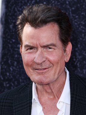 Amerikalı aktör Charlie Sheen, Netflix 'in namı diğer Amerikalı aktör Charlie Sheen' in 4 Eylül 2025 'te Hollywood, Los Angeles, Kaliforniya' da düzenlenen Netflix Tudum Theater 1..