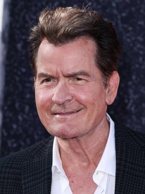 Amerikalı aktör Charlie Sheen, Netflix 'in namı diğer Amerikalı aktör Charlie Sheen' in 4 Eylül 2025 'te Hollywood, Los Angeles, Kaliforniya' da düzenlenen Netflix Tudum Theater 1..