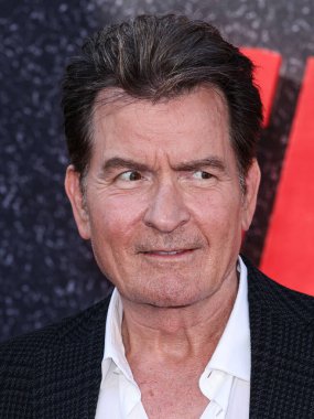 Amerikalı aktör Charlie Sheen, Netflix 'in namı diğer Amerikalı aktör Charlie Sheen' in 4 Eylül 2025 'te Hollywood, Los Angeles, Kaliforniya' da düzenlenen Netflix Tudum Theater 1..