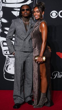 Gunna ve Briana Monique, 7 Eylül 2025 tarihinde UBS Arena 'da düzenlenen 2025 MTV Video Müzik Ödülleri' ne geldiler..