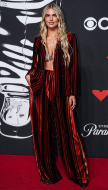 Whitney Phillips, 7 Eylül 2025 'te UBS Arena' da düzenlenen 2025 MTV Video Müzik Ödülleri 'ne ulaştı..