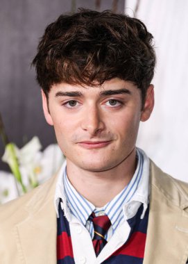 Kanadalı-Amerikalı aktör ve girişimci Noah Schnapp, 9 Eylül 2025 'te Hollywood, Los Angeles, Kaliforniya, ABD' de The Lot 'ta düzenlenen 30. Yıldönümü Süt Bıyığı Kutlamasına geldi..      