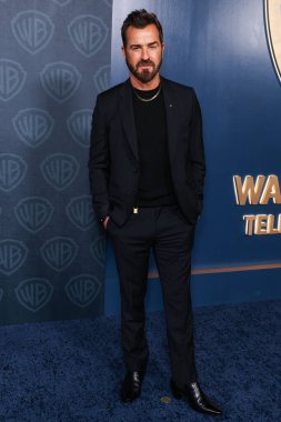 Amerikalı aktör, senarist ve film yapımcısı Justin Theroux, Warner Bros. Television Group 'un 77. Primetime Emmy Ödülleri adayları kutlamasına 13 Eylül 2025' te Beverly Hills, Los Angeles, Kaliforniya, ABD 'de katıldı.. 