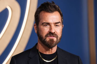 Amerikalı aktör, senarist ve film yapımcısı Justin Theroux, Warner Bros. Television Group 'un 77. Primetime Emmy Ödülleri adayları kutlamasına 13 Eylül 2025' te Beverly Hills, Los Angeles, Kaliforniya, ABD 'de katıldı.. 