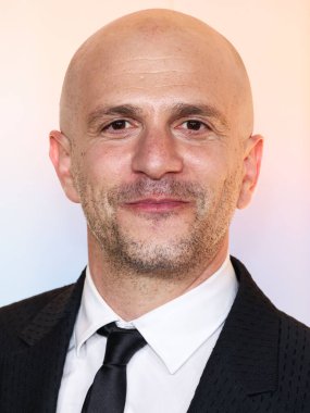 'Slow Horses' için En İyi Drama Yönetmenliği ödülü sahibi Adam Randall, 14 Eylül 2025 'te Ysabel' de düzenlenen Apple TV + 77. Primetime Emmy Ödülleri Partisi 'ne geldi.. 