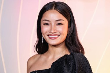 Armani Prive giyen Anna Sawai, 14 Eylül 2025 'te Ysabel' de düzenlenen Apple TV + 77. Primetime Emmy Ödülleri 'ne ulaştı..         