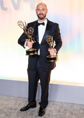 Evan Goldberg, bir komedi dizisi için olağanüstü yönetmenlik ödülleri, bir komedi dizisi için olağanüstü yazılar ve 'The Studio' için olağanüstü komedi dizisi sahibi, Apple TV + 'nin 77. Yıllık Primetime Emmy Partisine geliyor. 