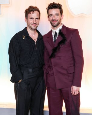 Ryan Spahn ve kocası Michael Urie, 14 Eylül 2025 'te Ysabel' de düzenlenen Apple TV + 77. Geleneksel Primetime Emmy Ödülleri Partisi 'ne geldiler.. 
