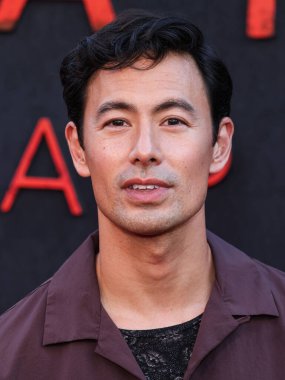 George Young, 16 Eylül 2025 'te Westfield Century City' deki AMC Century City 'de düzenlenen Lionsgate' in 'The Strangers - Bölüm 2' nin dünya prömiyerine geldi..