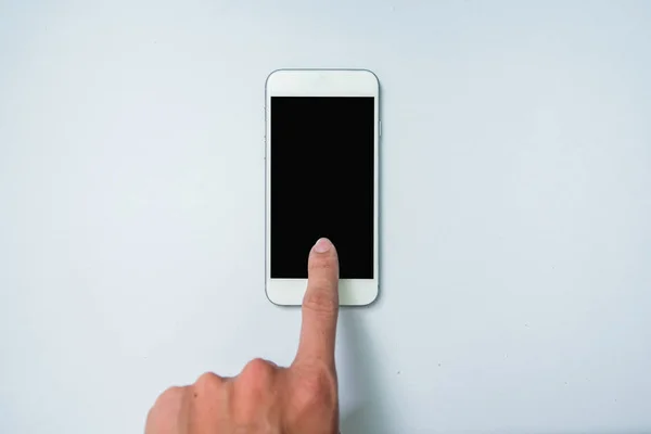 Mano Usando Teléfono Móvil Aislado Blanco — Foto de Stock