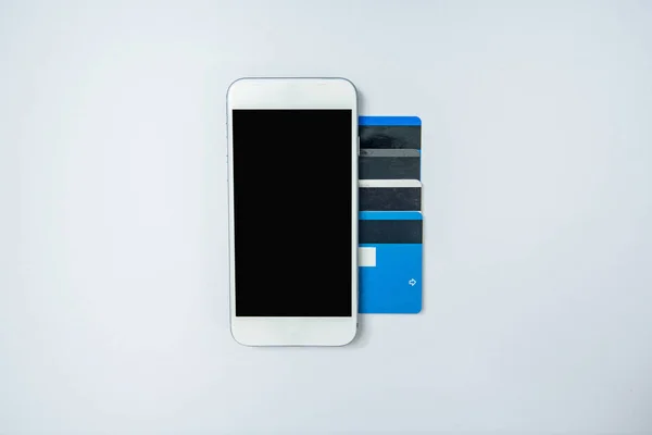 Carte Crédit Téléphone Mobile Concept Achat Ligne Isolé Blanc — Photo