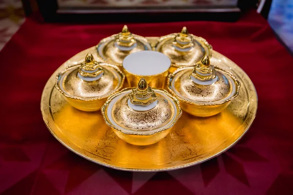 Gold Ceramic Thailand Style — Stock Photo, Image