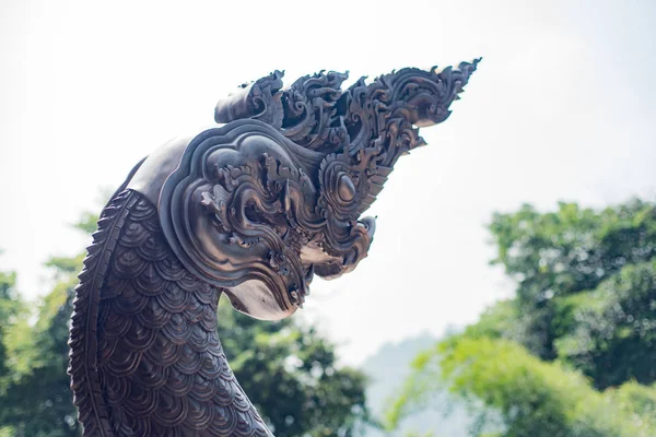 Statua Del Serpente Tailandese Nel Tempio Thailandese — Foto Stock