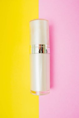 Kozmetik ürün renkli arka plan