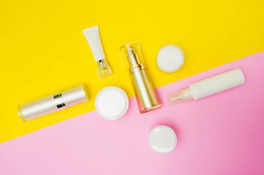Kozmetik ürün renkli arka plan