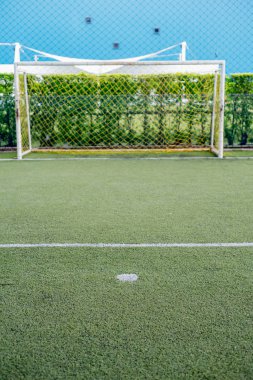 futbol sahası veya futbol sahası