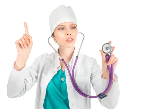 Allvarliga Kvinnliga Läkare Med Stetoskop Visar Tecken Uppmärksamhet — Stockfoto
