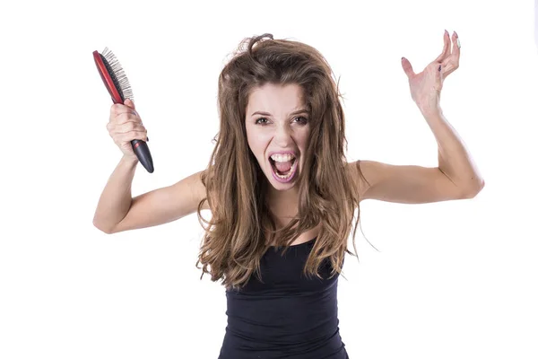 Mujer Gritando Con Pelo Enredado Peine Mano Concepto Salud Del — Foto de Stock