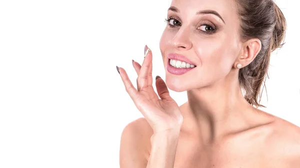 The face of beauty. Studio portrait of a beautiful woman. Skin care concept — Stock Photo, Image