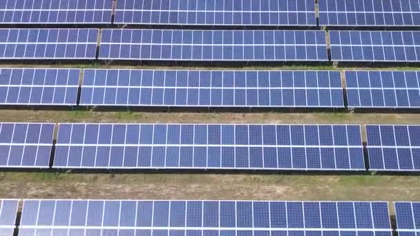 Vue Aérienne Industrielle Panneaux Solaires. — Video