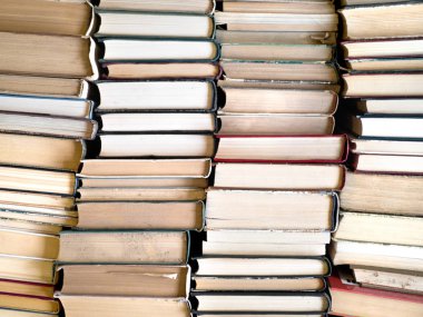 Kitap yığını. Arka plan. Bilgelik ve bilgi kavramı