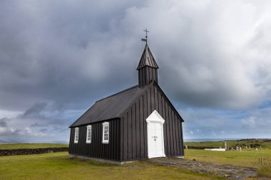 ünlü siyah kilise, Budir İzlanda '. Adanın sadece siyah kilise o