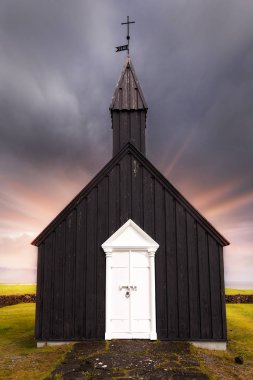 ünlü siyah kilise, Budir İzlanda '. Adanın sadece siyah kilise o