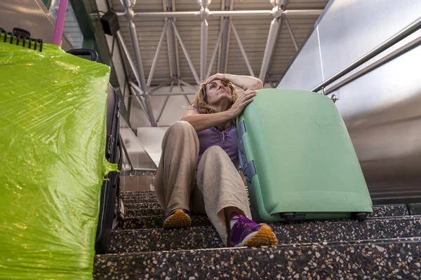 Tired Tourist Traveler Waiting Sitting Stairs Baggage Airport Departure — Stock Photo, Image