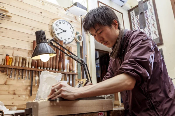 Craftsman Japaneese Violinmaker Began Working New Violin His Workshop — Stock Photo, Image