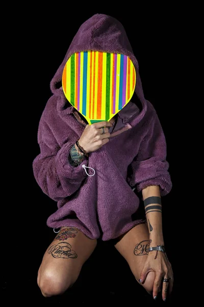 Portrait Young Tattooed Woman Purple Sweatshirt Studio Black Background — Stock Photo, Image