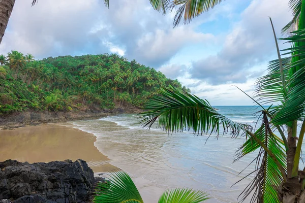 Ωραία Θέα Του Havaizinho Βραχώδη Παραλία Αργά Απόγευμα — Φωτογραφία Αρχείου