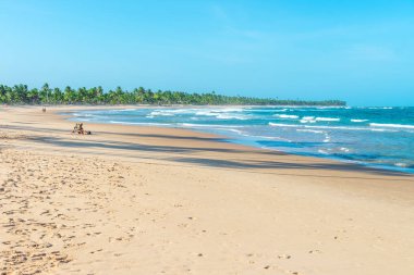 Taipu de Fora, Brezilya - 8 Aralık 2016: Brezilya Marau yarımadasında muhteşem plaj, çok sayıda turist
