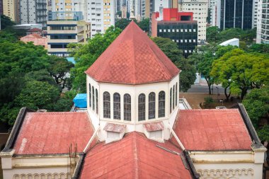 Sao Paulo, Brezilya, mai 26, 2018: Sao Paulo şehir Our Lady çıktı kilisede çatı üst