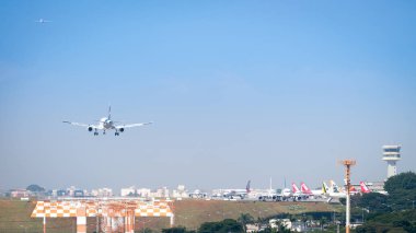 Sao Paulo, Brezilya, mai 26, 2018: Sao Paulo, Brezilya için Congonhas havaalanında açılış uçaklar