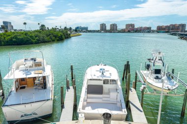 Clearwater, Amerika Birleşik Devletleri - 15 Haziran 2018: tekneler demirli Clearwater Florida Marina'da