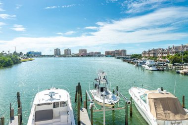 Clearwater, Amerika Birleşik Devletleri - 15 Haziran 2018: tekneler demirli Clearwater Florida Marina'da