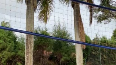 Voleybol ya da futbol için kullanılan bir spor ağının ayrıntıları