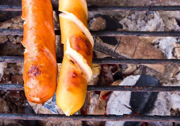 Les Saucisses Sont Grillées Charbon Bois — Photo