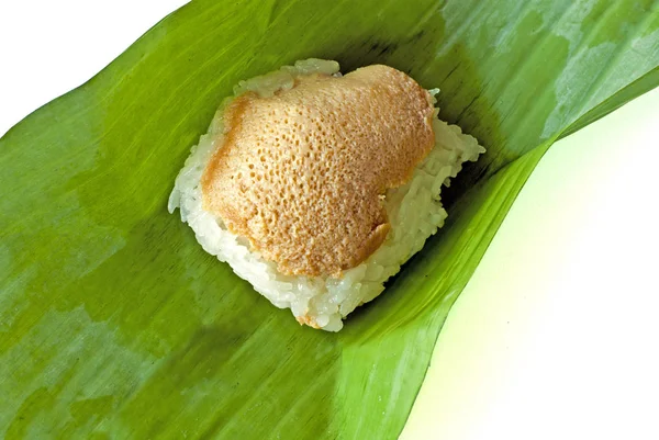 Ketan Manis Dengan Thai Custard Dalam Daun Pisang Dibungkus — Stok Foto