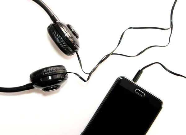 Smart Telefon Med Hörlurar Isolerad Vit Bakgrund — Stockfoto