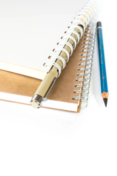 The spiral notebook with pencil and pen — Stock Photo, Image