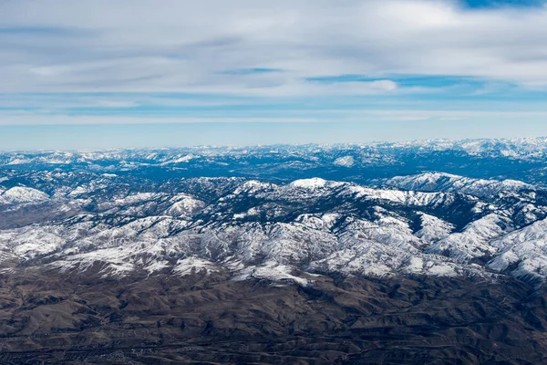 Vista Aérea Das Montanhas Idaho Partir Céu Enquanto Dentro Avião — Fotografia de Stock