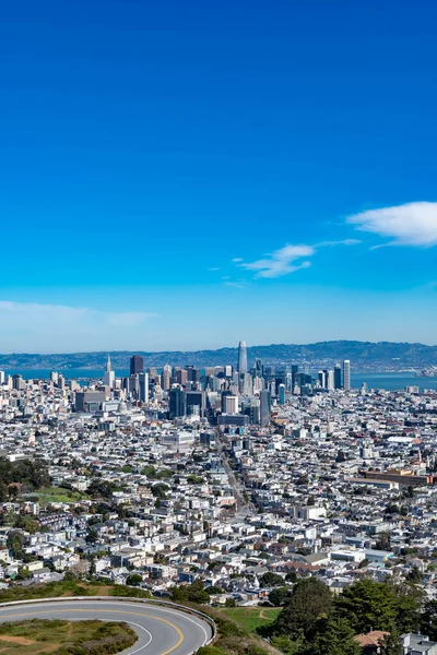 2020年3月30日カリフォルニア州ツインピークスからサンフランシスコ ビジネス地区をパノラマ撮影 — ストック写真