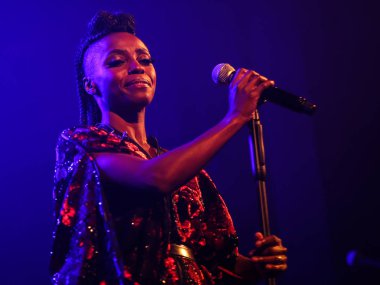 Zürih, İsviçre - 11 Mayıs 2018: Şarkıcı Skye Edwards, Morcheeba, şarkıcı üzerinde 11 Mayıs 2018 Zürih'te performans sırasında.