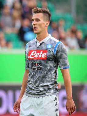 Wolfsburg, Almanya, 11 Ağustos 2018: profesyonel futbol oyuncusu Arkadiusz Milik 2018/2019 sezon Napoli forması ile bir maç sırasında.