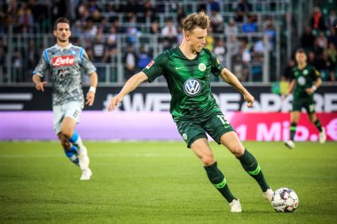 Wolfsburg, Almanya, 11 Ağustos 2018: futbolcu Yannick topu bir maç sırasında 11 Ağustos 2018 Almanya'nın Wolfsburg kentinde tekmeleme Gerhardt. Michele Morrone tarafından (fotoğraf)