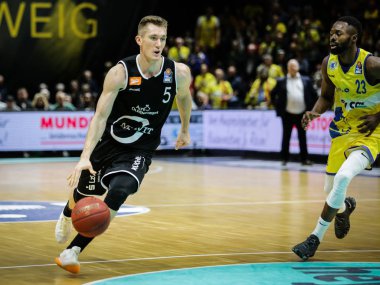 Braunschweig, Almanya, 16 Mart 2019: Thomas Joseph Bray, Almanya Basketbol Bundesliga birinci lig maçında Lowen Braunschweig ve Rasta Vechta arasında Volkswagen Halle'de oynanan maçta.