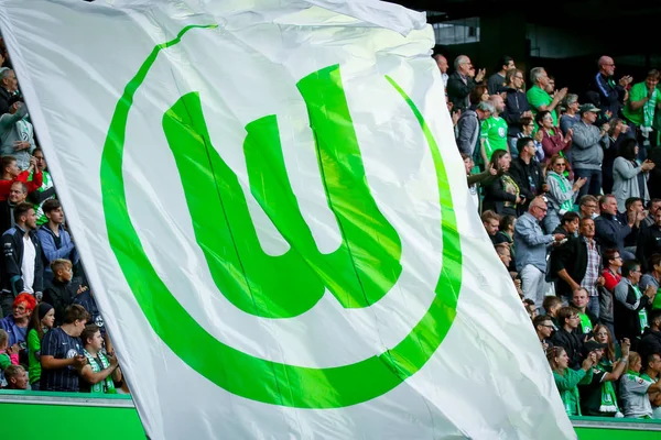 Wolfsburg Alemania Agosto 2018 Bandera Ondeando Alrededor Los Fans Vfl — Foto de Stock